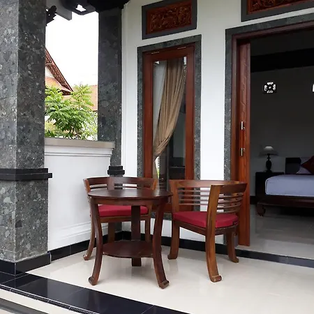 Salukat Guesthouse